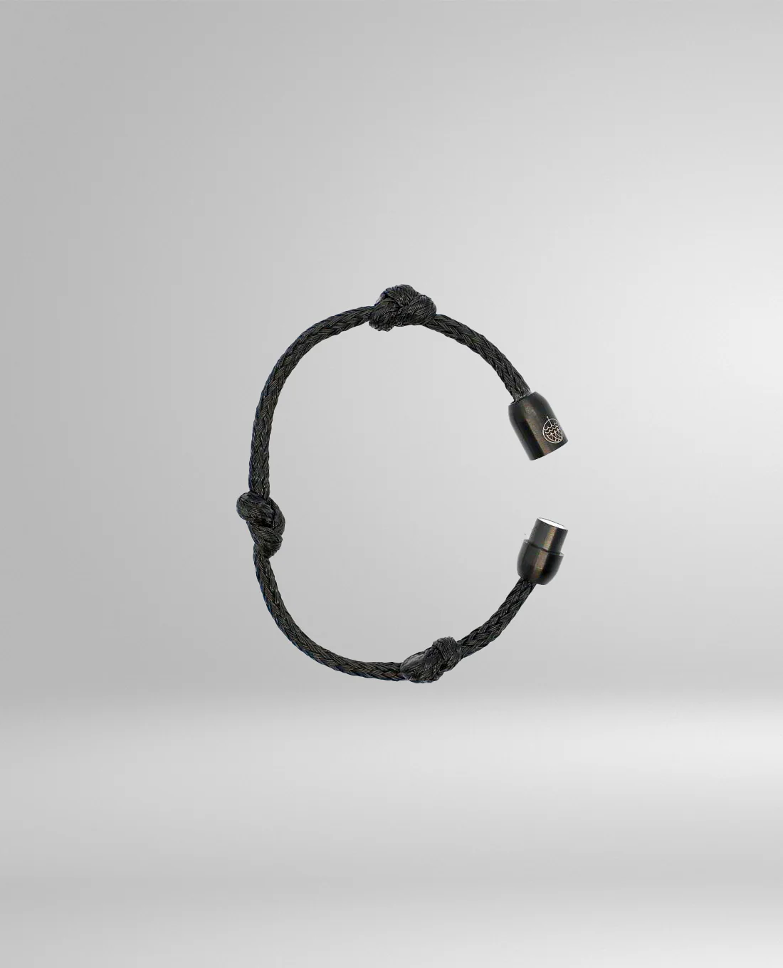 BRACENET ARMBAND 7 VS. WILD - Image 3
